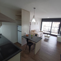 Precioso Apartamento. Con equipamiento. Próximo a 18 de Julio y Rambla. #9340