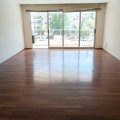 Excelente Apartamento!! En inmejorable zona, 3 dormititorios y Servicio, terraza con parrillero! Garaje para 2 autos! # 9540